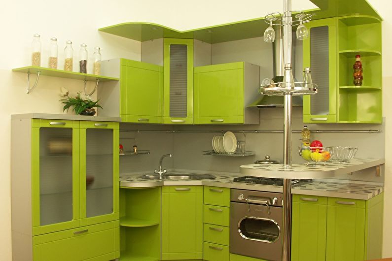 Зеленая кухня 6 кв.м. - дизайн интерьера