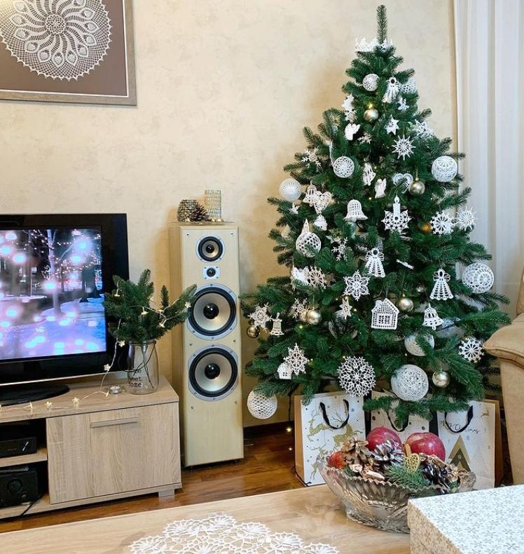 Новогодние Игрушки Видеоклип Новогодние Игрушки Видеоклип